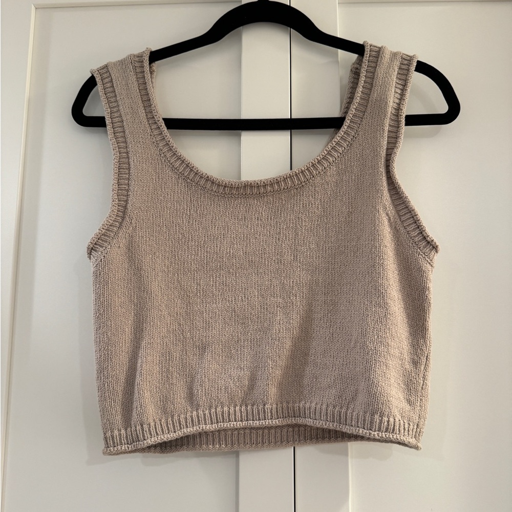 knitted tank